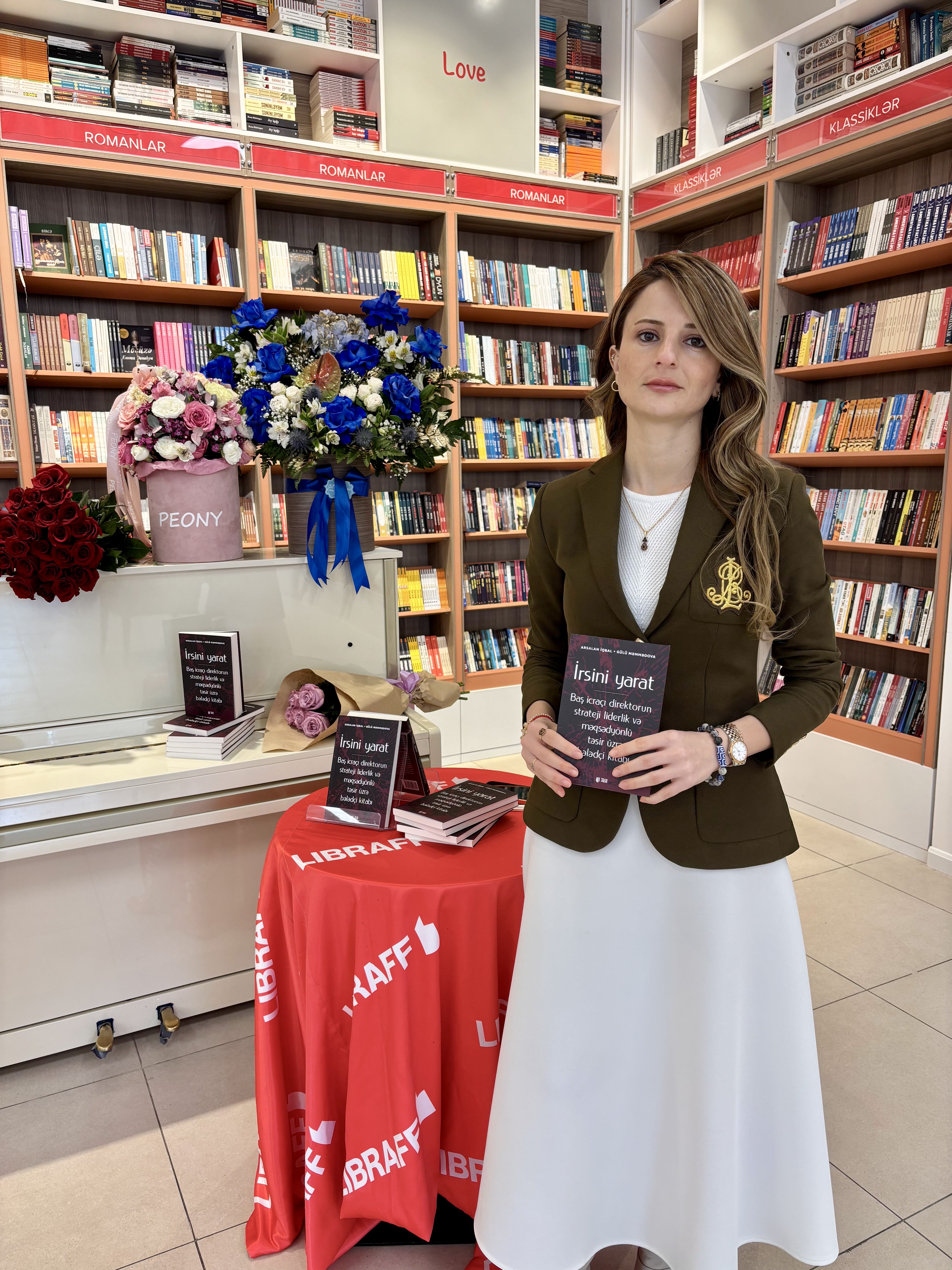 LIBRAFF mağazalar şəbəkəsində Gülü Məmmədovanın "İrsini yarat" kitabının təqdimat mərasimi keçirilib
